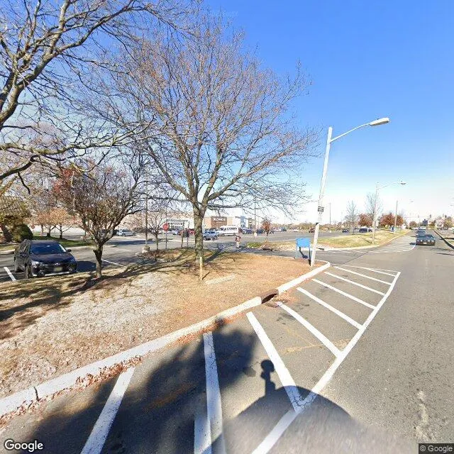 1-31 Mill Creek Dr, Secaucus, New Jersey 07094-3617