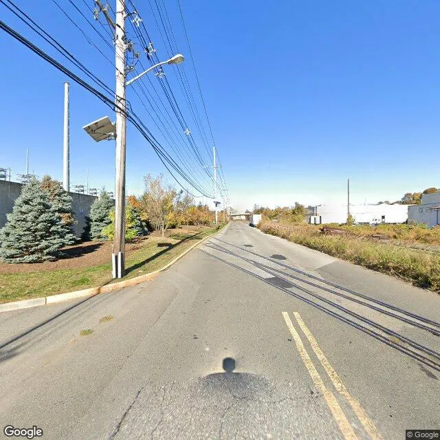 55 Railroad Ave, Ridgefield, New Jersey 07657-2109