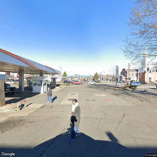 10136 SE Washington St, Portland, Oregon 97216