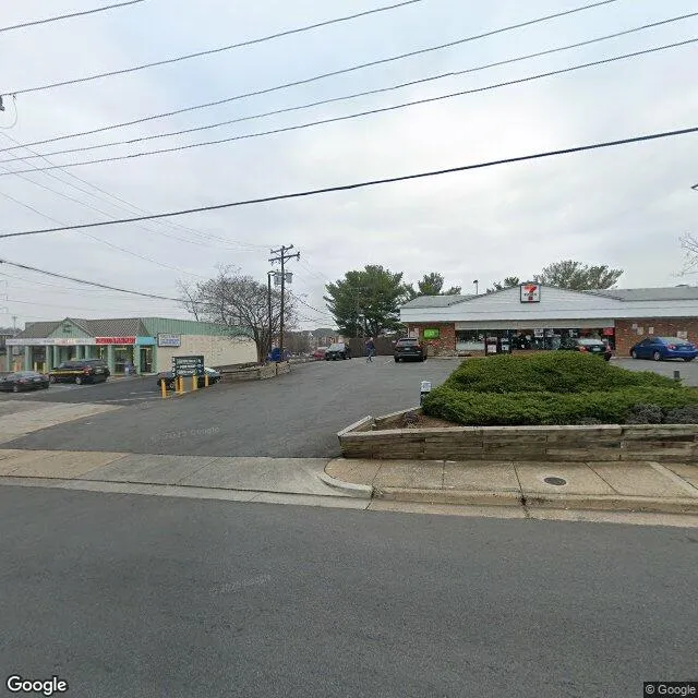 1025 W Glebe Rd, Alexandria, Virginia 22305