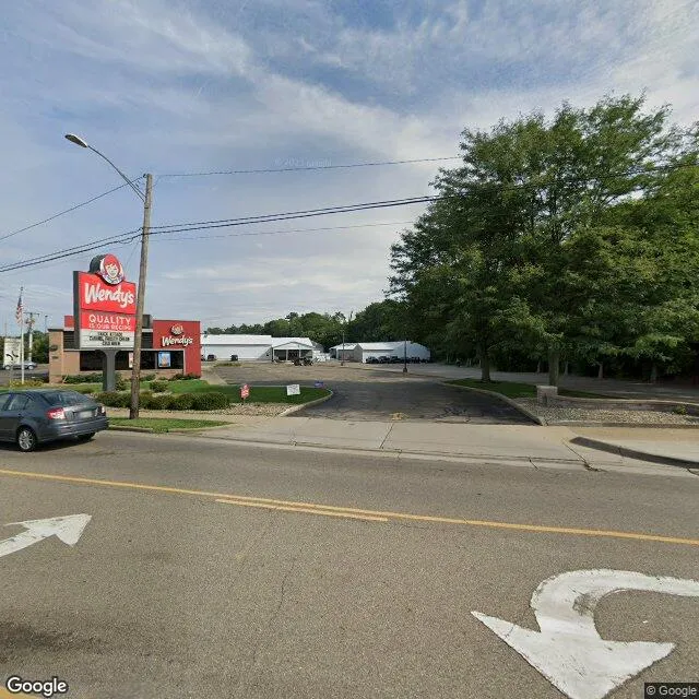 1042 N Tuscarawas Ave, Dover, Ohio 44622