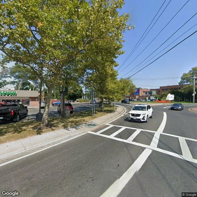 1050 Old Country Rd, Riverhead, New York 11901