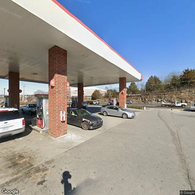 1063 W Main St, Hendersonville, Tennessee 37075