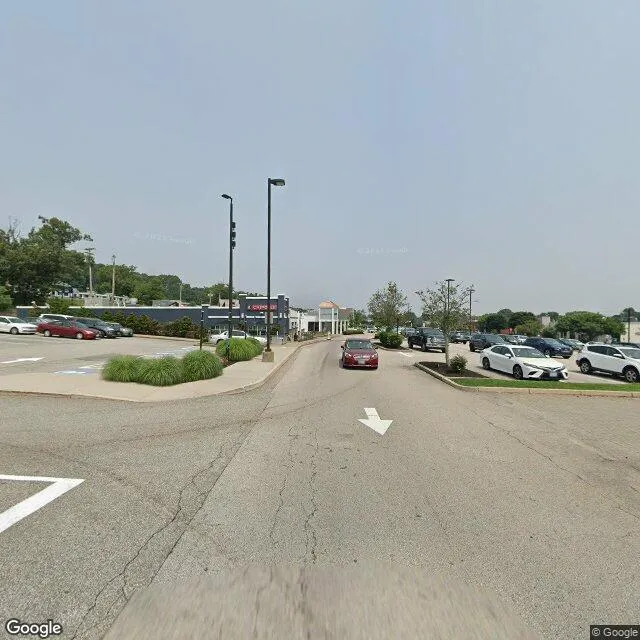 110-112 Hillside Rd, Cranston, Rhode Island 02920-5663