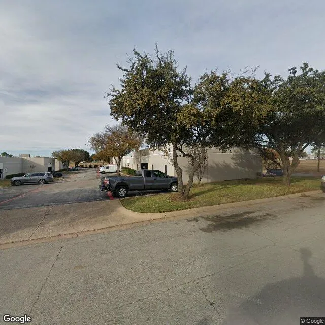 1118 S Airport Cir, Euless, Texas 76040-6870