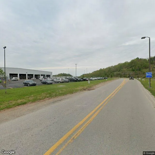 12 JW Dr, Nitro, West Virginia 25313