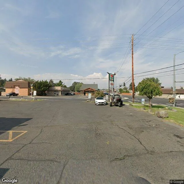 120 N First St, Selah, Washington 98942