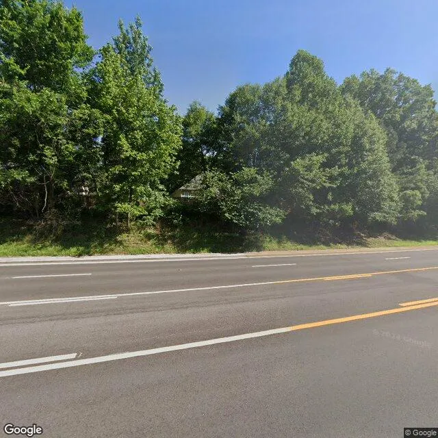 1200 N Pky, Jackson, Tennessee 38305