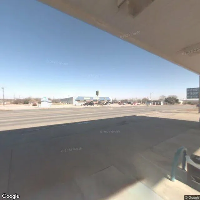 1202 Oak St, Jourdanton, Texas 78026