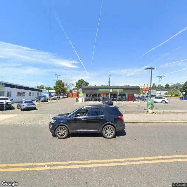 121 E Stewart Ave, Puyallup, Washington 98372