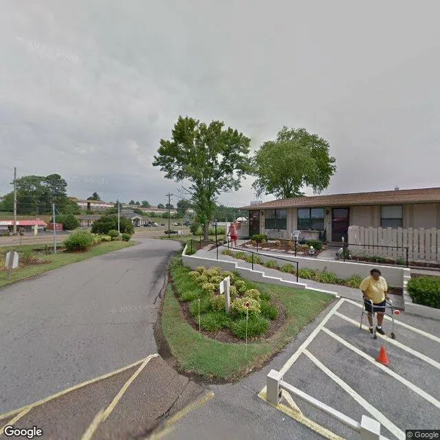 1215 Congress Pky NW, Athens, Tennessee 37303