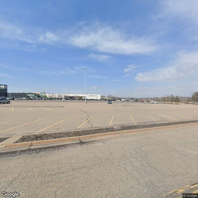 12431 Wayzata Blvd, Minnetonka, Minnesota 55305