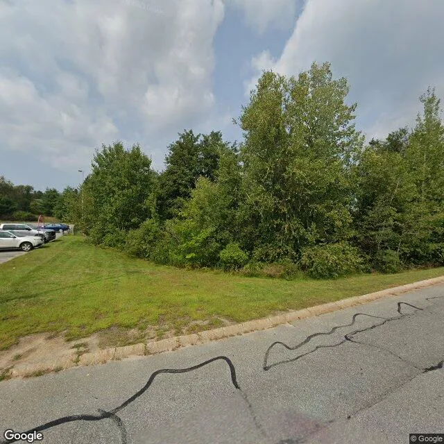 125-131 Topsham Fair Mall Rd, Topsham, Maine 04086