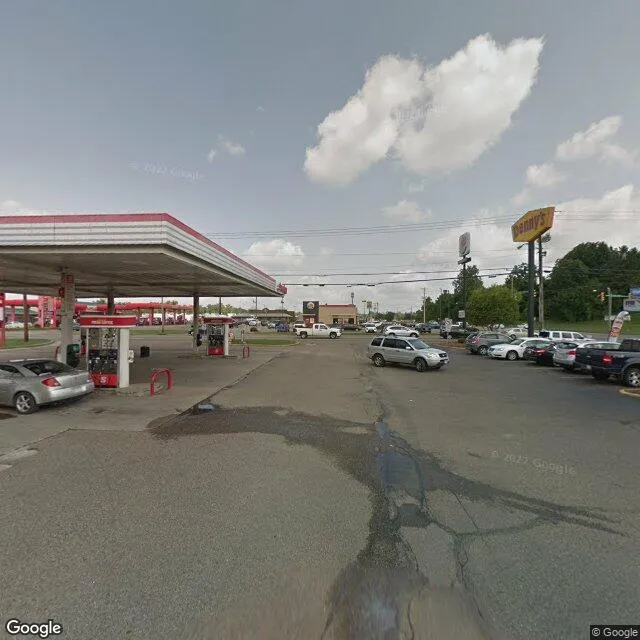 1260 W High Ave, New Philadelphia, Ohio 44663