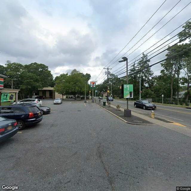 128 Carleton Ave, Islip Terrace, New York 11752