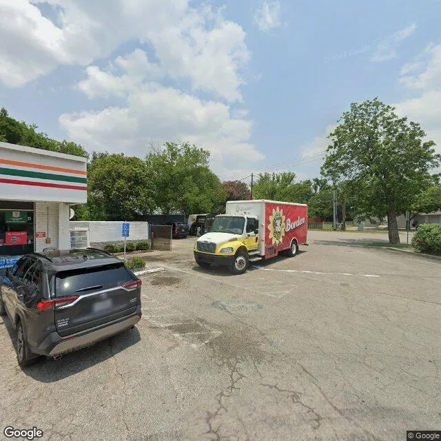 1302 W Hopkins St, San Marcos, Texas 78666