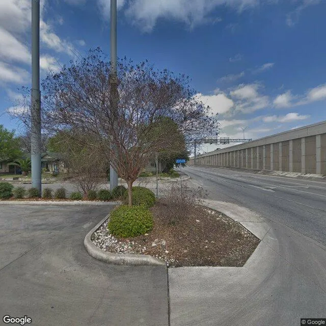 1303 W Hildebrand Ave, San Antonio, Texas 78201