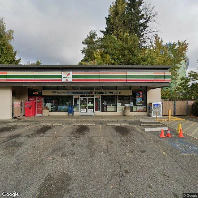 1308 N 30th St, Renton, Washington 98056