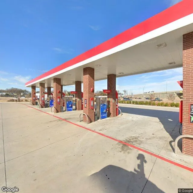 1401 W Pioneer Pkwy, Grand Prairie, Texas 75052