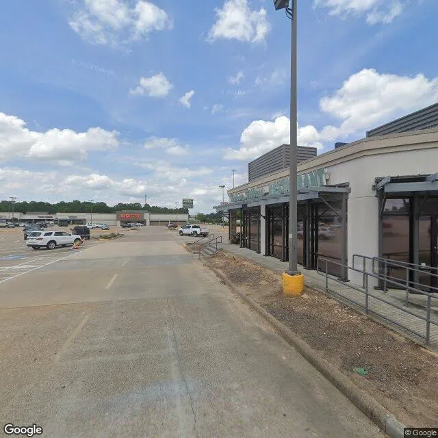 1402 N Loop 336 W, Conroe, Texas 77304