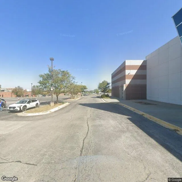 1451 NE Douglas St, Lees Summit, Missouri 64086