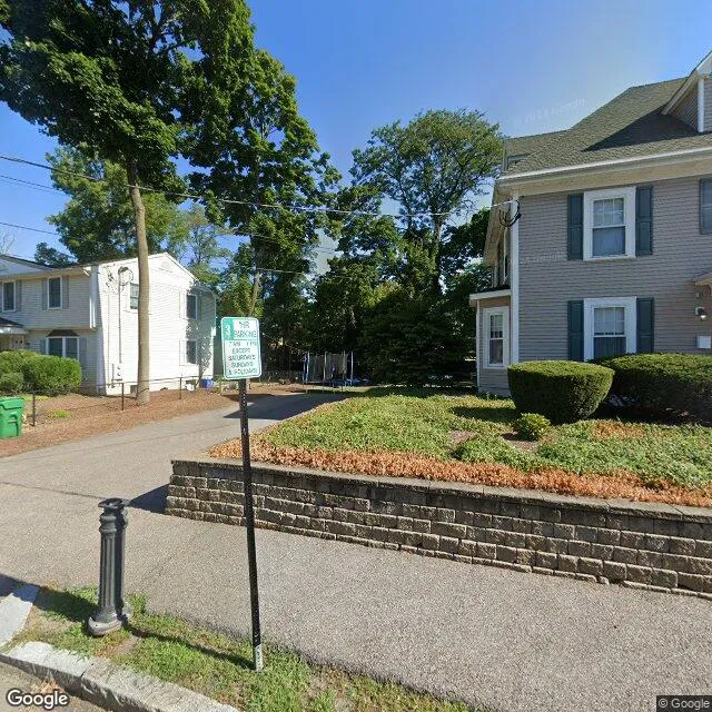 15-17 Elmwood St, Newton, Massachusetts 02458