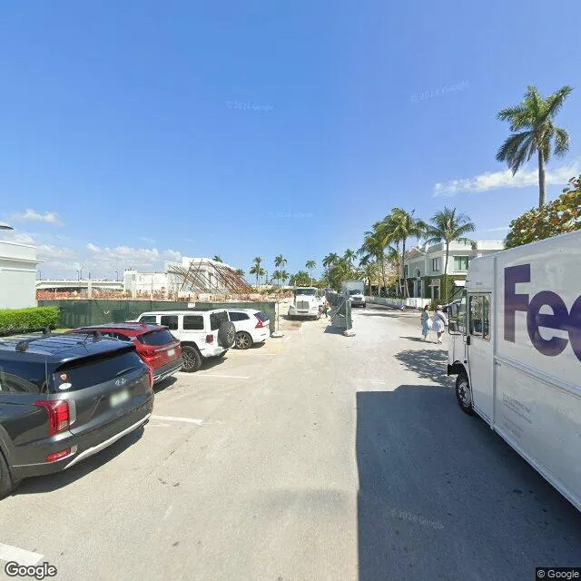 150 Royal Poinciana Plz, Palm Beach, Florida 33480-4077