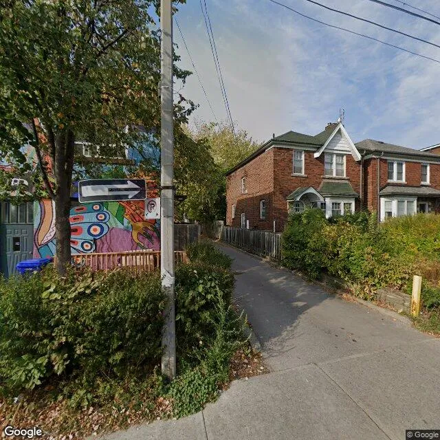 151 Roncesvalles Ave, Toronto, Ontario M6R 2L2