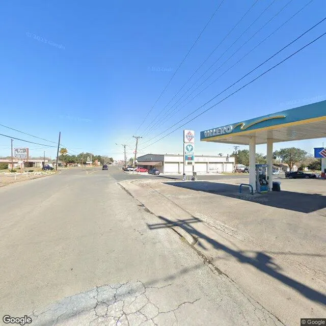 1510 N Saint Marys St, Beeville, Texas 78102