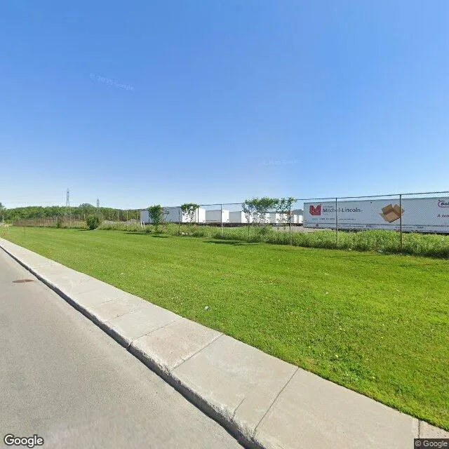 1585-1785 Rue Beaulac, Saint-Laurent, Québec H4R 0S1