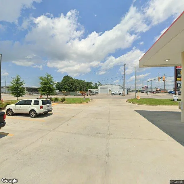 1609 N Locust Ave, Lawrenceburg, Tennessee 38464