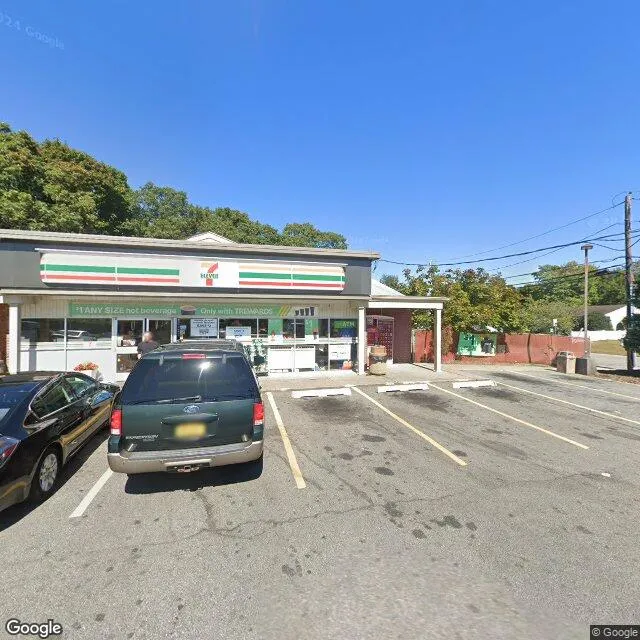 166 E Suffolk, Central Islip, New York 11722