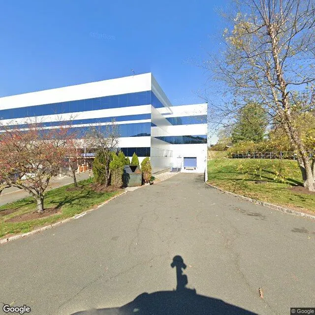 17 Skyline Dr, Hawthorne, New York 10532