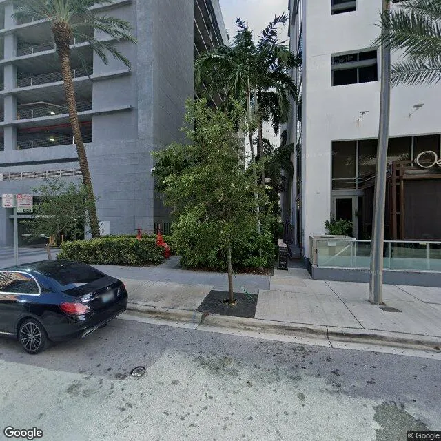170 SE 14th St, Miami, Florida 33131-3334