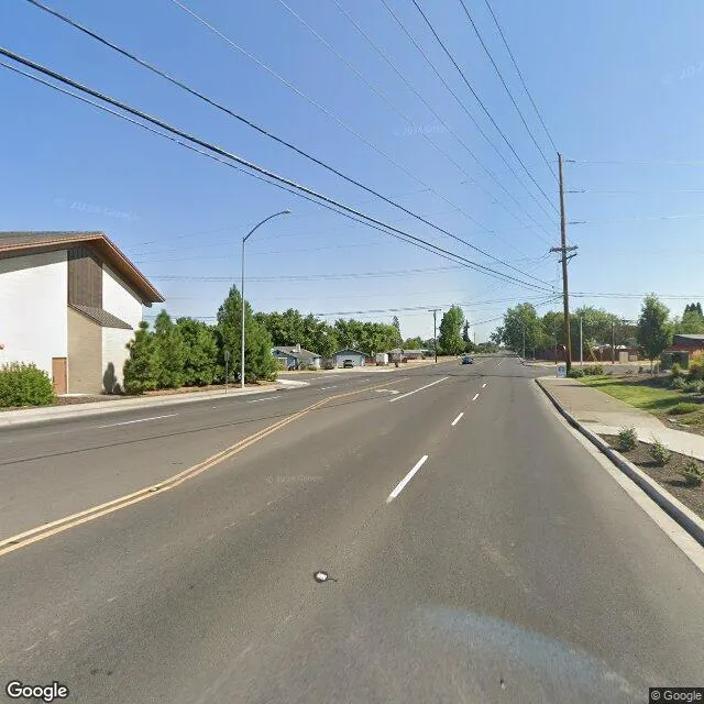 1723 E Mcandrews Rd, Medford, Oregon 97504