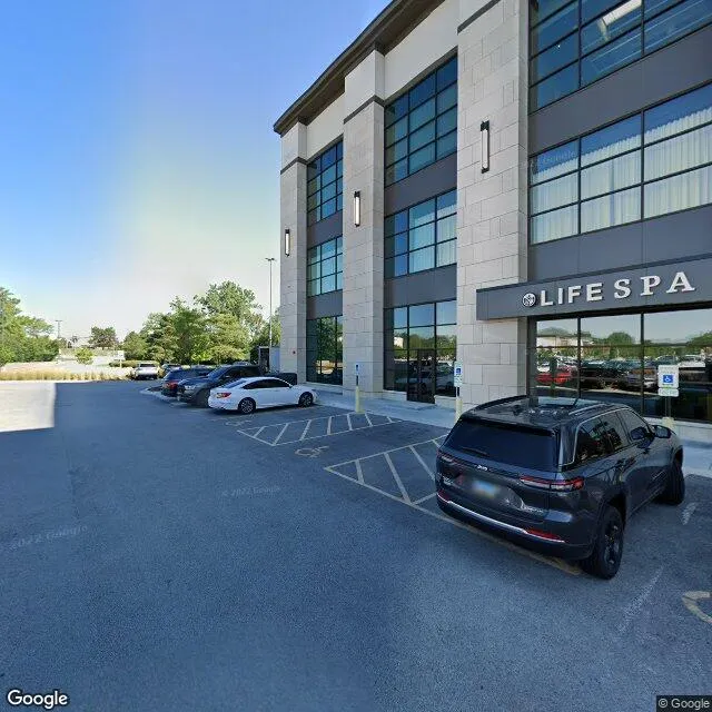2000 Oakbrook Ctr, Oak Brook, Illinois 60523