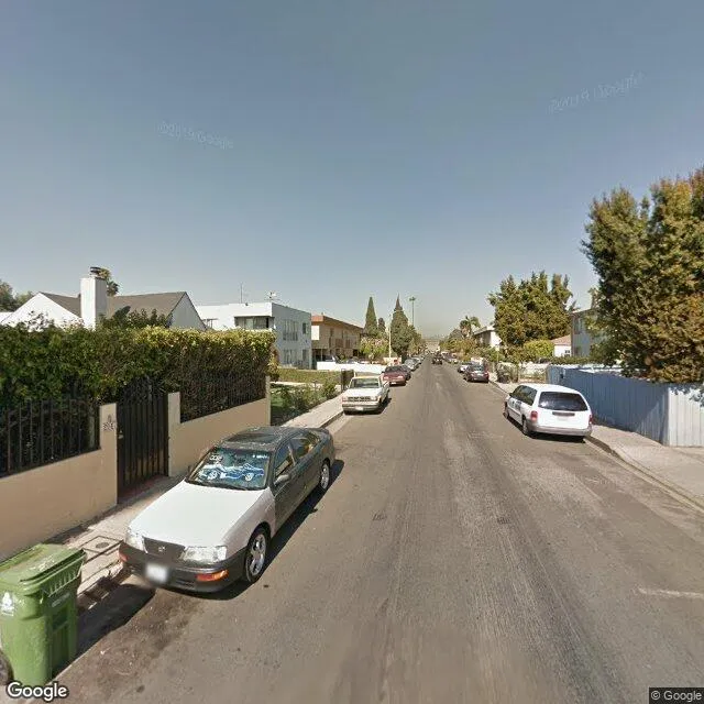 2051 Chariton St, Los Angeles, California 90034-1560