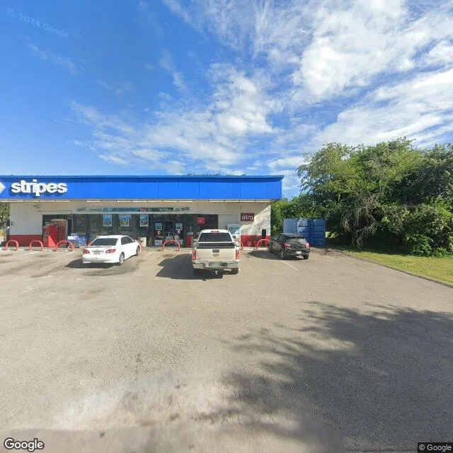 208 W Pearl St, Goliad, Texas 77963