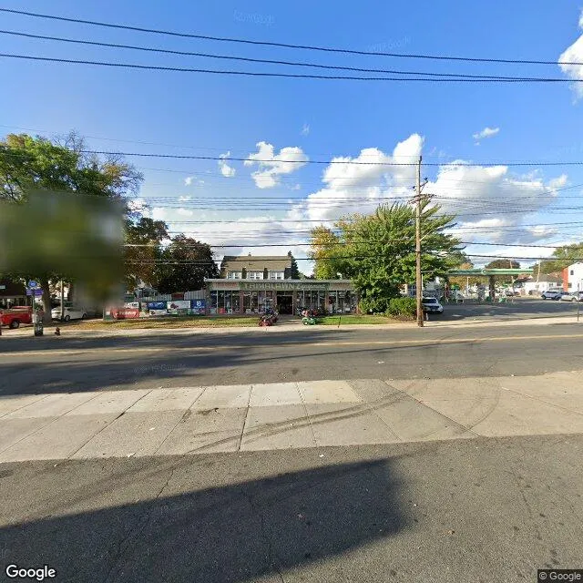 2084 Victory Blvd, Staten Island, New York 10314