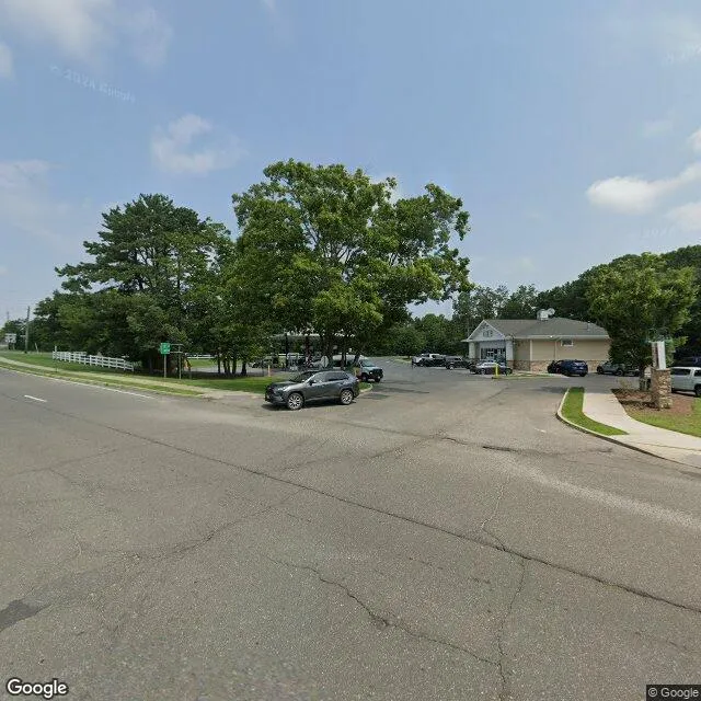 231 Wading River Rd, Center Moriches, New York 11934