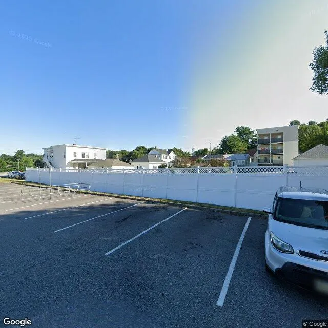 27 East Ave, Lewiston, Maine 04240