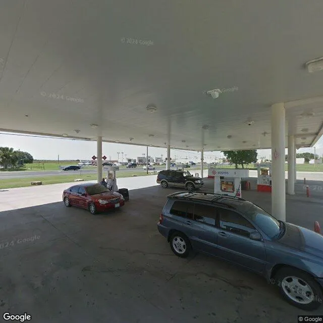 2815 E Main St, Uvalde, Texas 78801