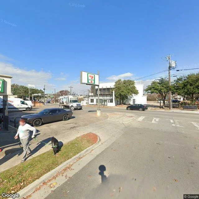 2831 N Henderson Ave, Dallas, Texas 75206