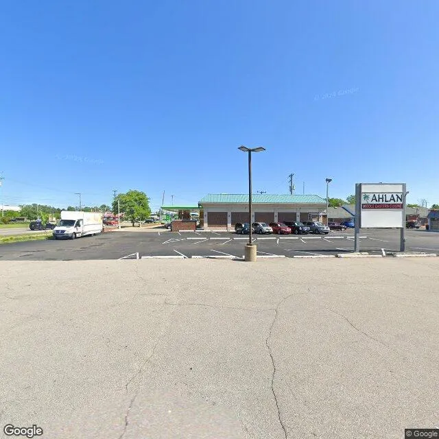 29318 Orchard Lake, Farmington, Michigan 48334