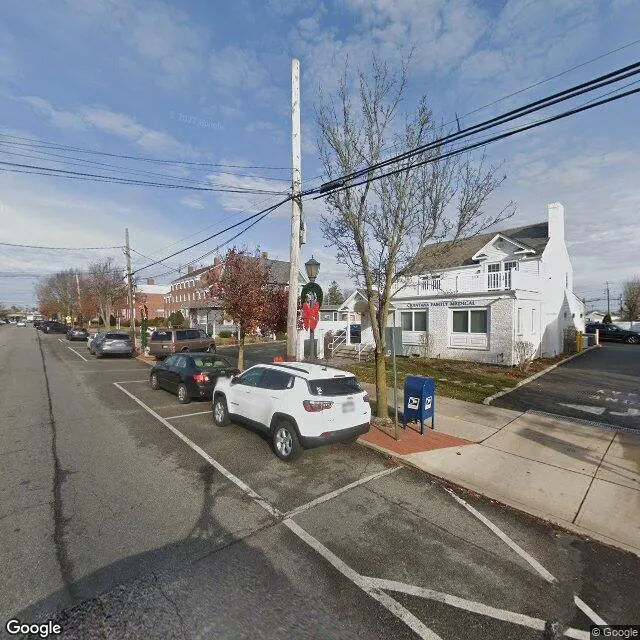 295 S Wellwood Ave, Lindenhurst, New York 11757