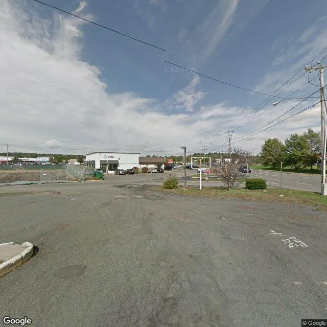 3 S Maple St, Hadley, Massachusetts 01035-3537