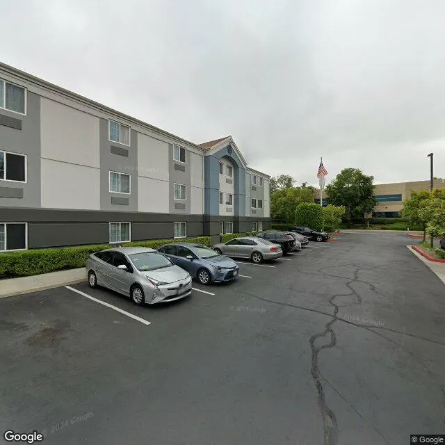 3 S Pointe Dr, County, Irvine East, California 92630