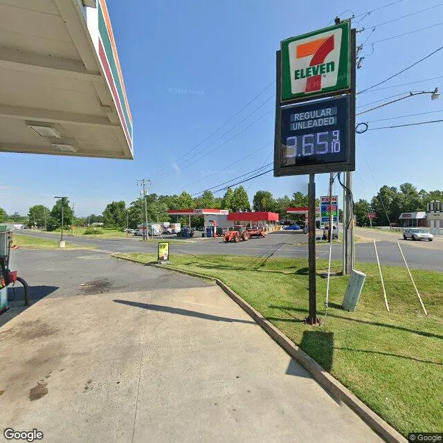 305 Augusta Ave, Grottoes, Virginia 24441