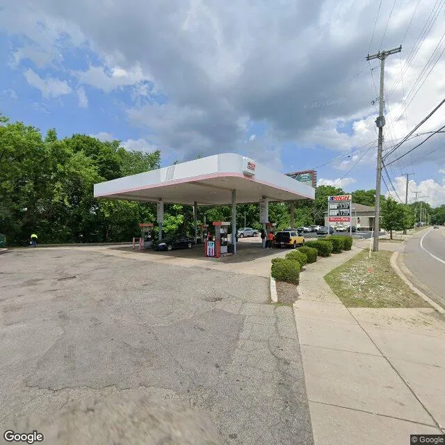 3050 Oakland Dr, Kalamazoo, Michigan 49008