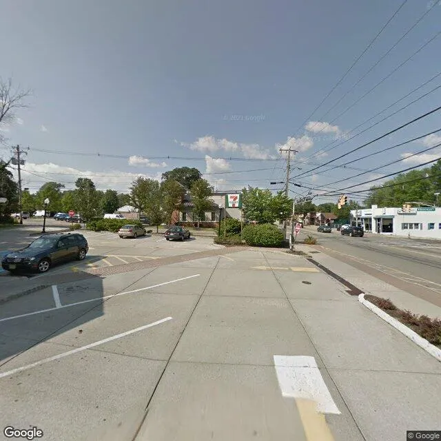 31 N Beverwyck Rd, Lake Hiawatha, New Jersey 07034